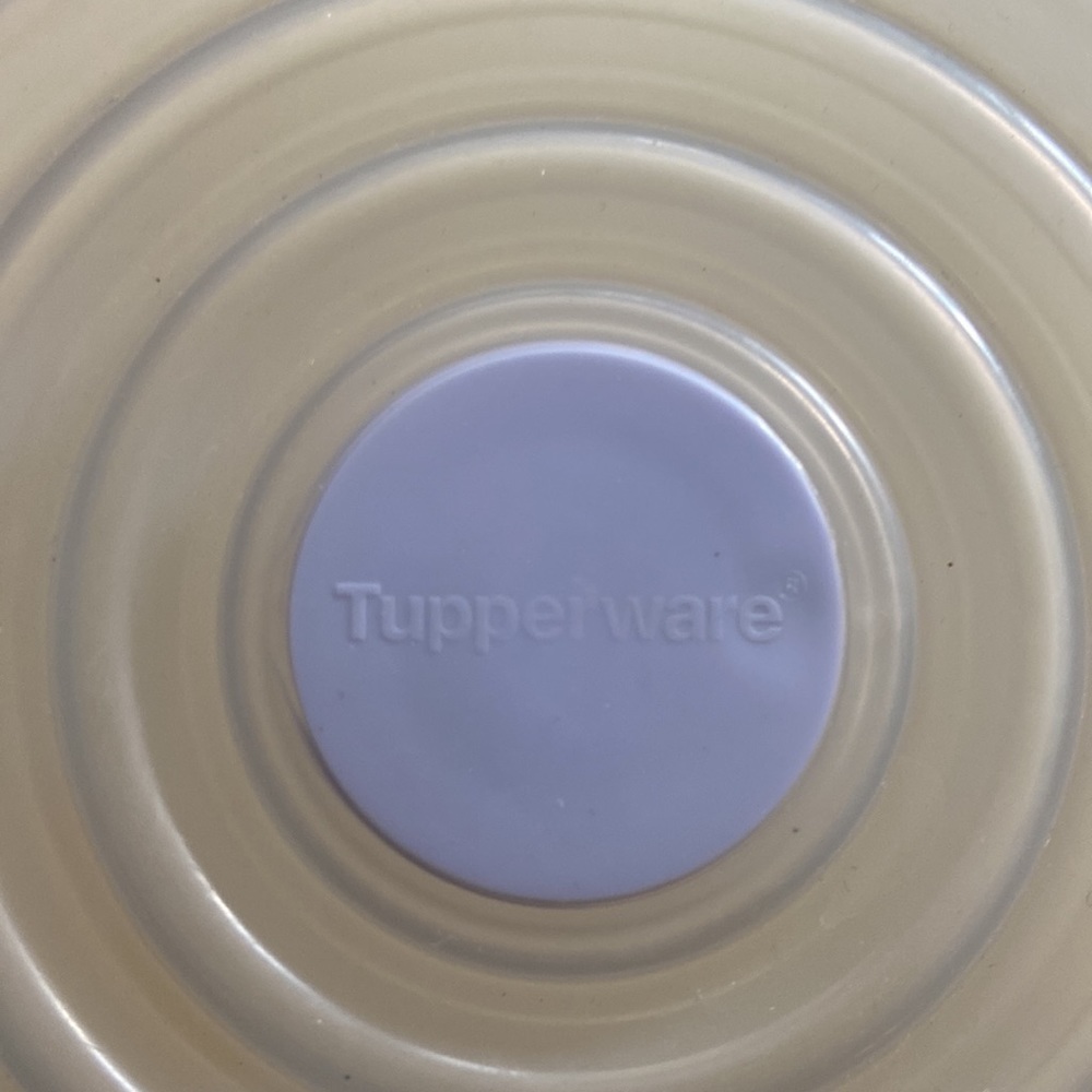Tupperware Stuffable Bowl - Picture 2 of 4